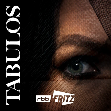 Titelbild von „Tabulos“ bei rbb Fritz: Nahaufnahme eines Auges hinter einem Schleier